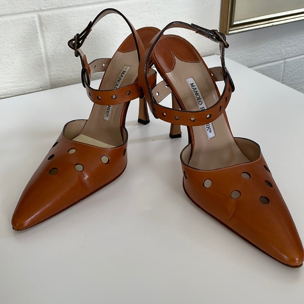 Manolo Blahnik Camel Strap Slingbacks 4.25” wood heel. Size 37.